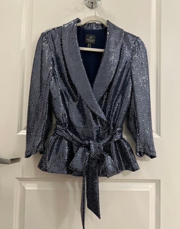 Adrianna Papell Tops - Adrianna Papell Women's Metallic Knit Wrap Top Size 6